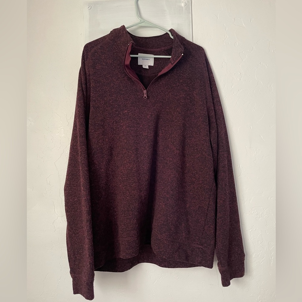 ❄️4 for $25 Sale!❄️ Old Navy, Burgundy zipper pull over. XXL made in Egypt
